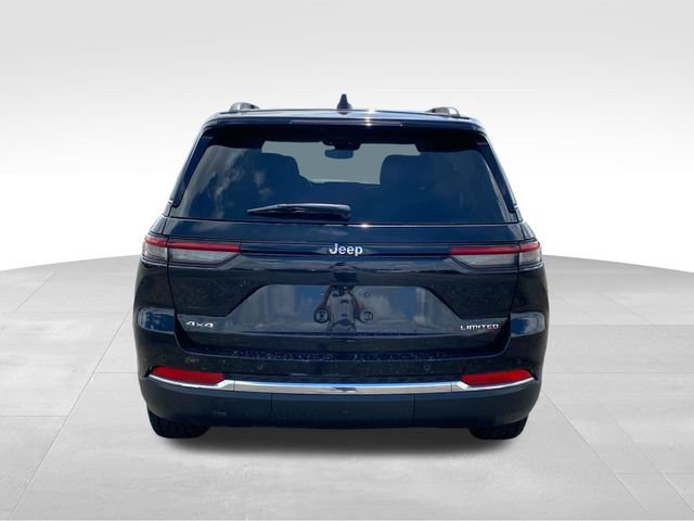 Used 2023 Jeep Grand Cherokee Limited AWD/4WD image 4