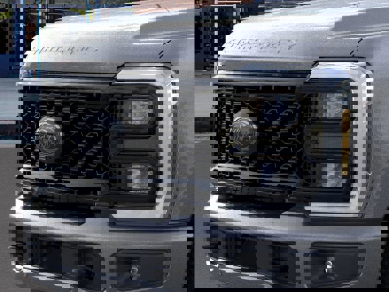 New 2026 Ford F250 Lariat w/ Black Appearance Package image 17