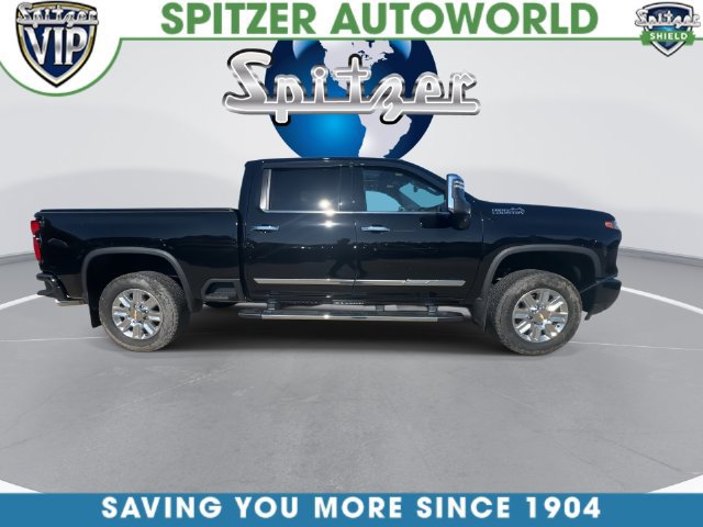 Used 2024 Chevrolet Silverado 2500 High Country w/ Technology Package AWD/4WD image 11