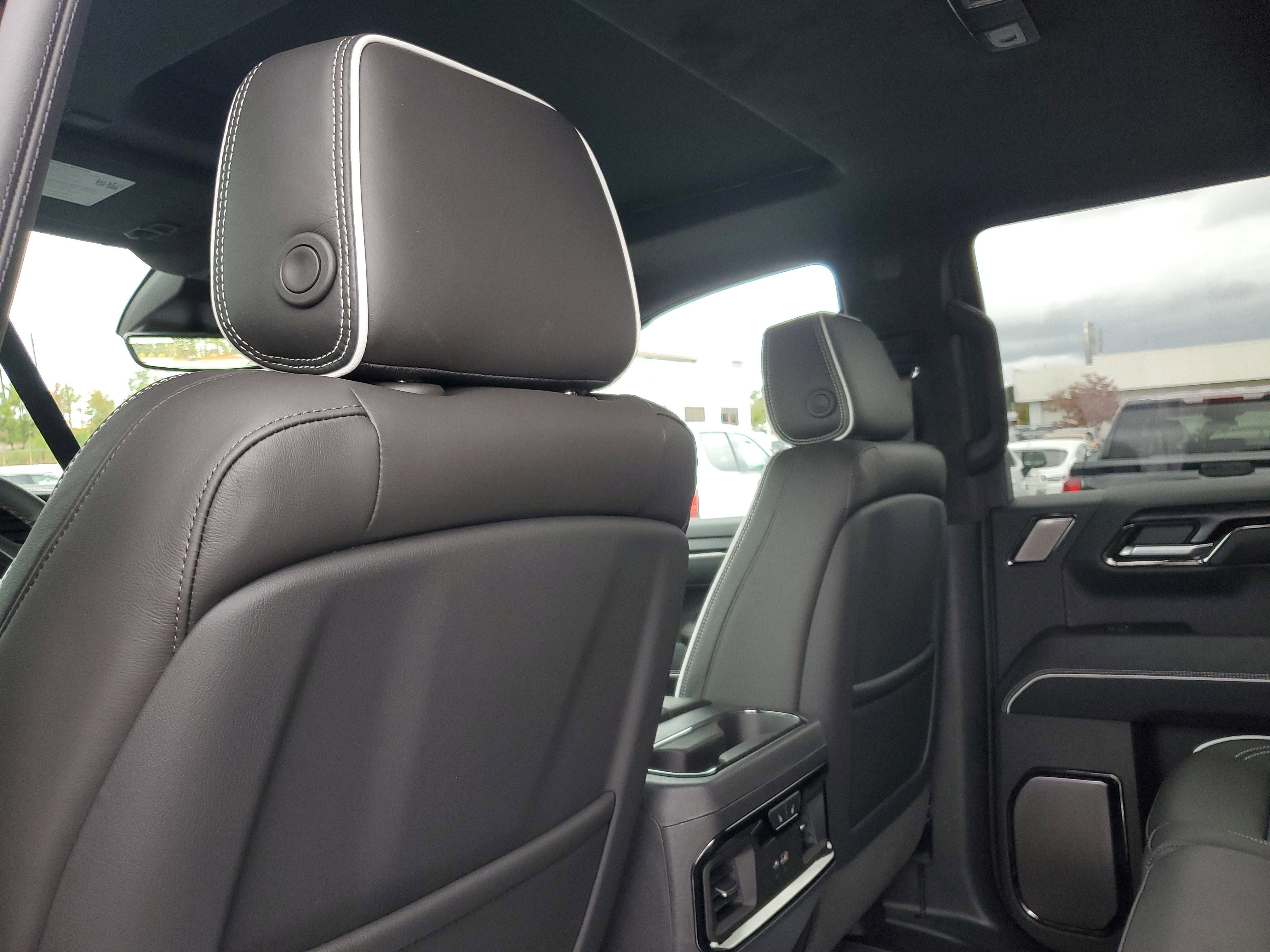 New 2026 GMC Sierra 1500 AT4X image 9