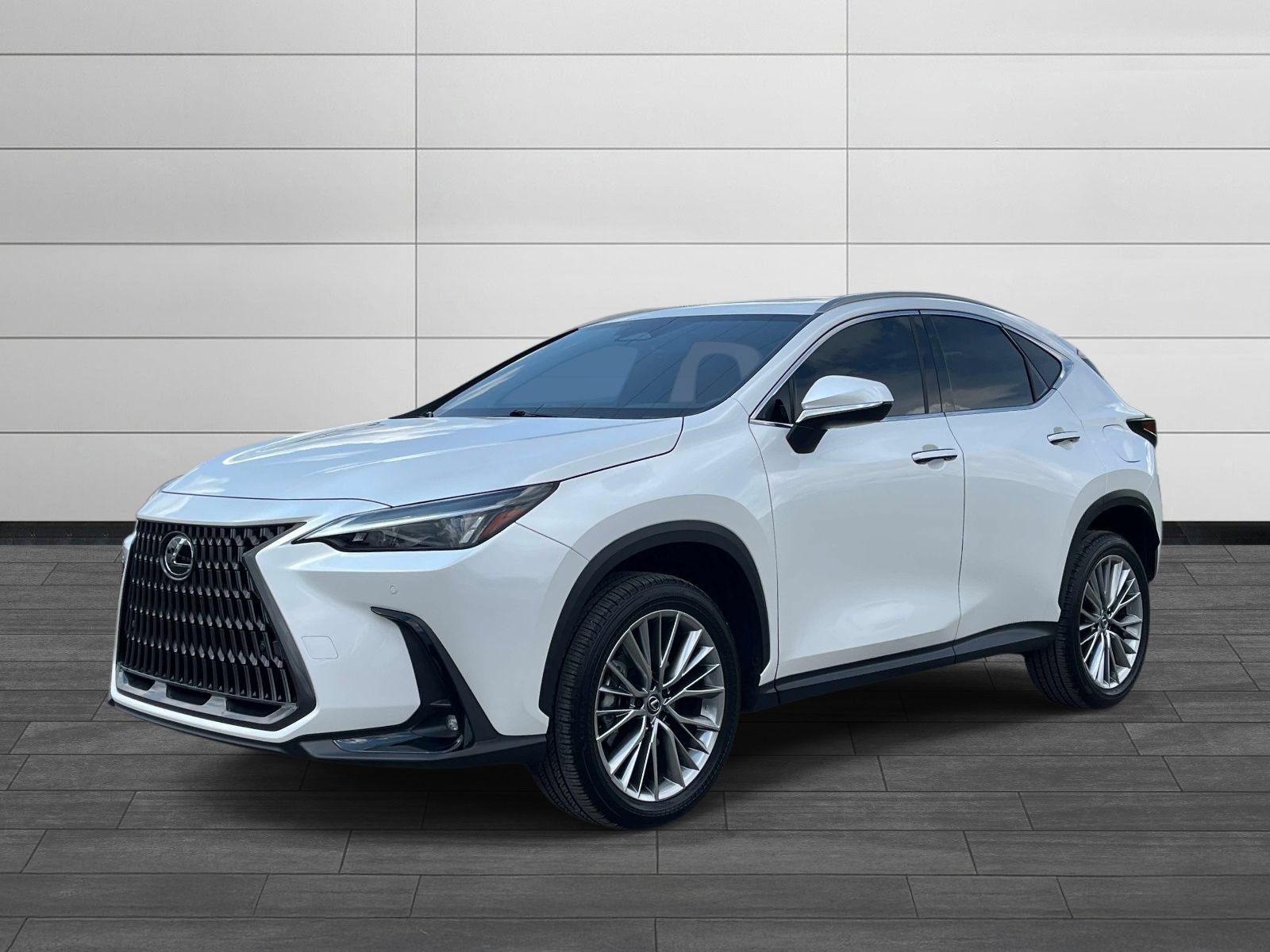 Used 2025 Lexus NX 350h AWD w/ Premium Package image 7