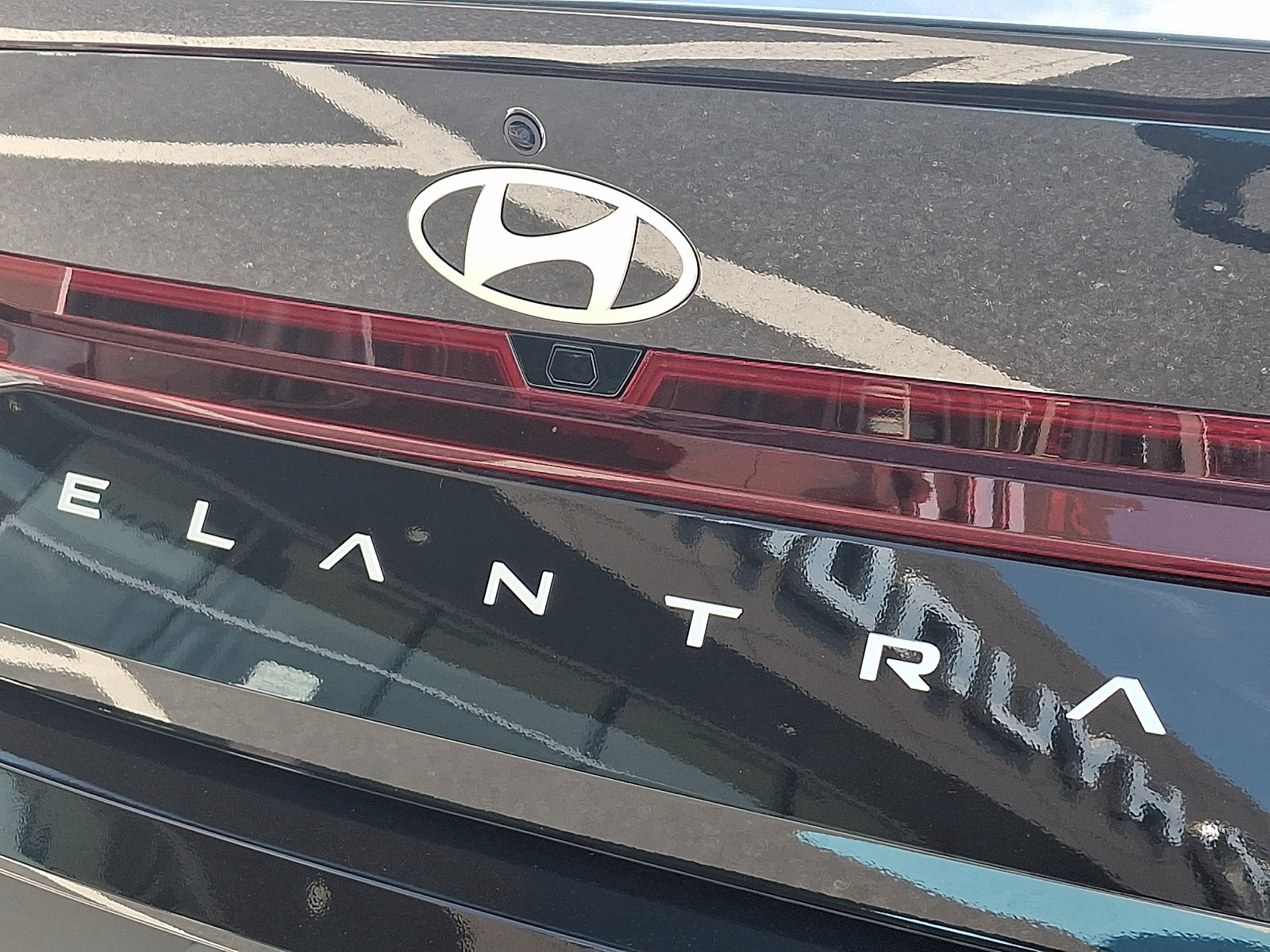 New 2026 Hyundai Elantra SEL Sport FWD image 11