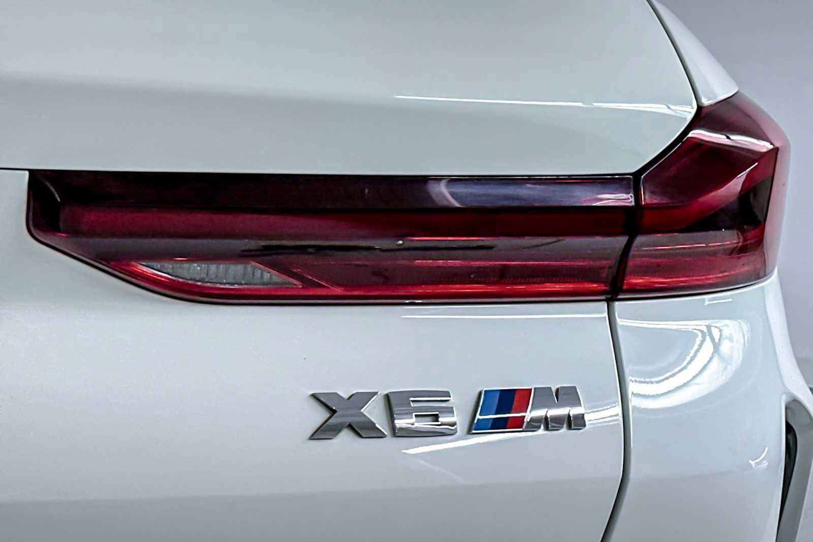Used 2022 BMW X6 M w/ Executive Package image 28