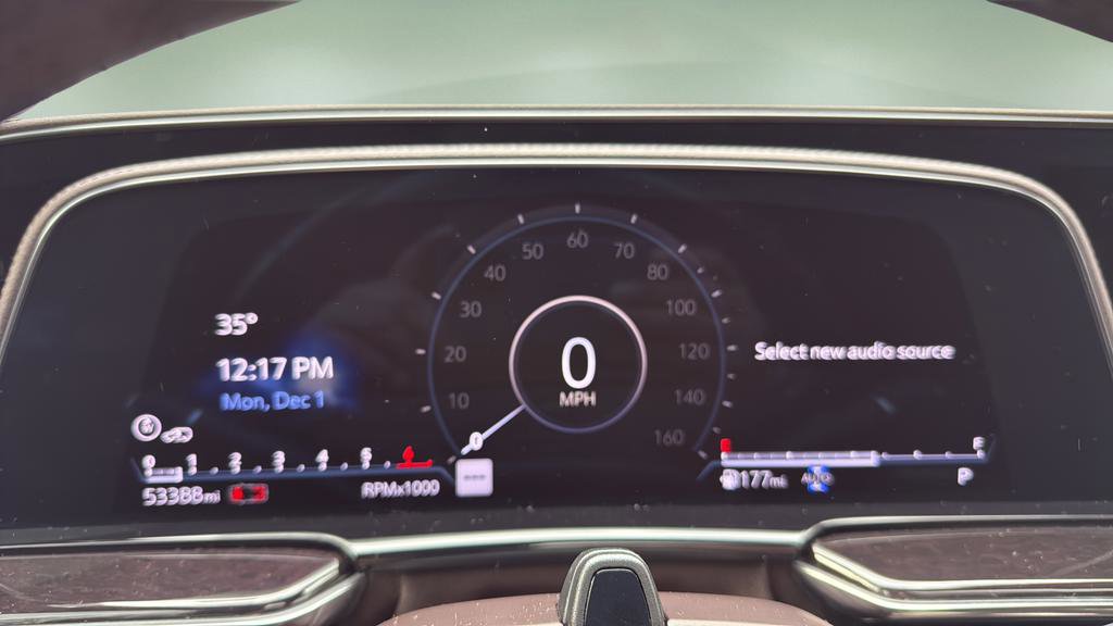 Certified 2022 Cadillac Escalade ESV Premium Luxury Platinum image 24