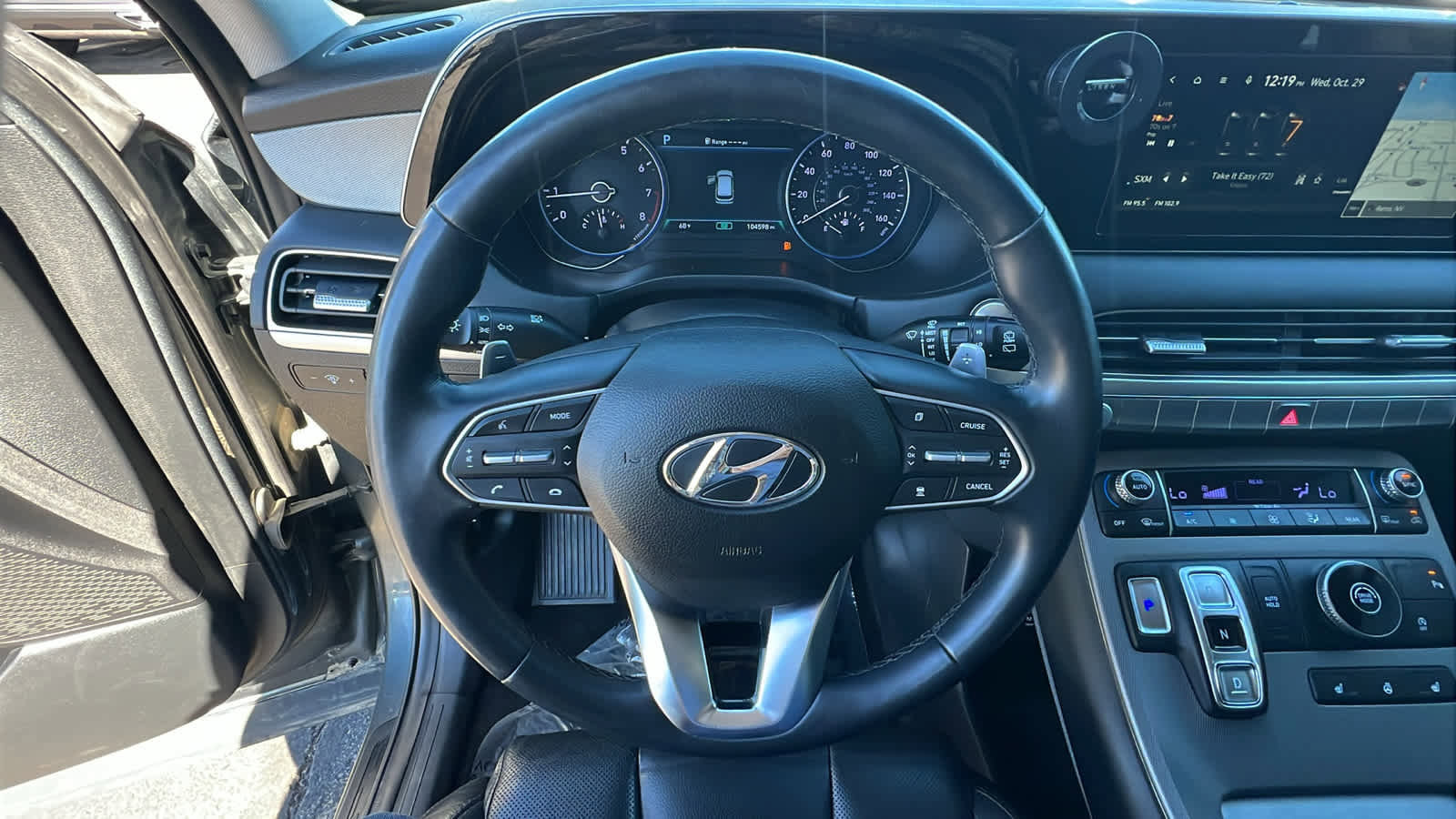 Used 2022 Hyundai Palisade SEL w/ Premium Package image 17