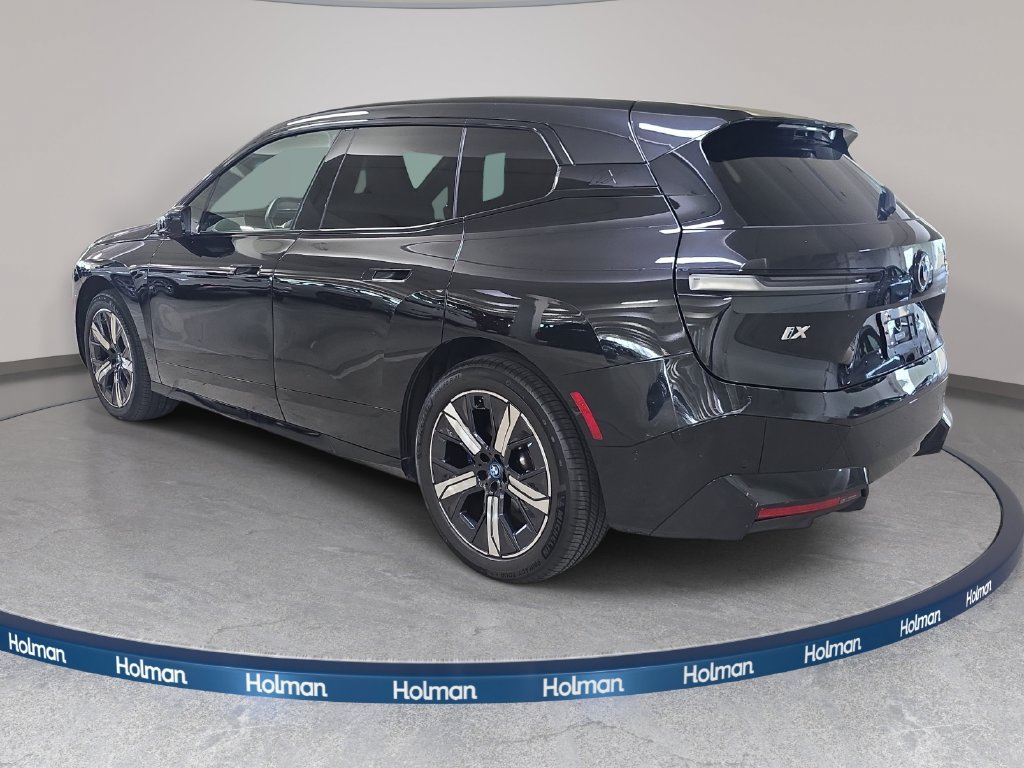 Certified 2024 BMW iX xDrive50 w/ Sport Package AWD/4WD image 9