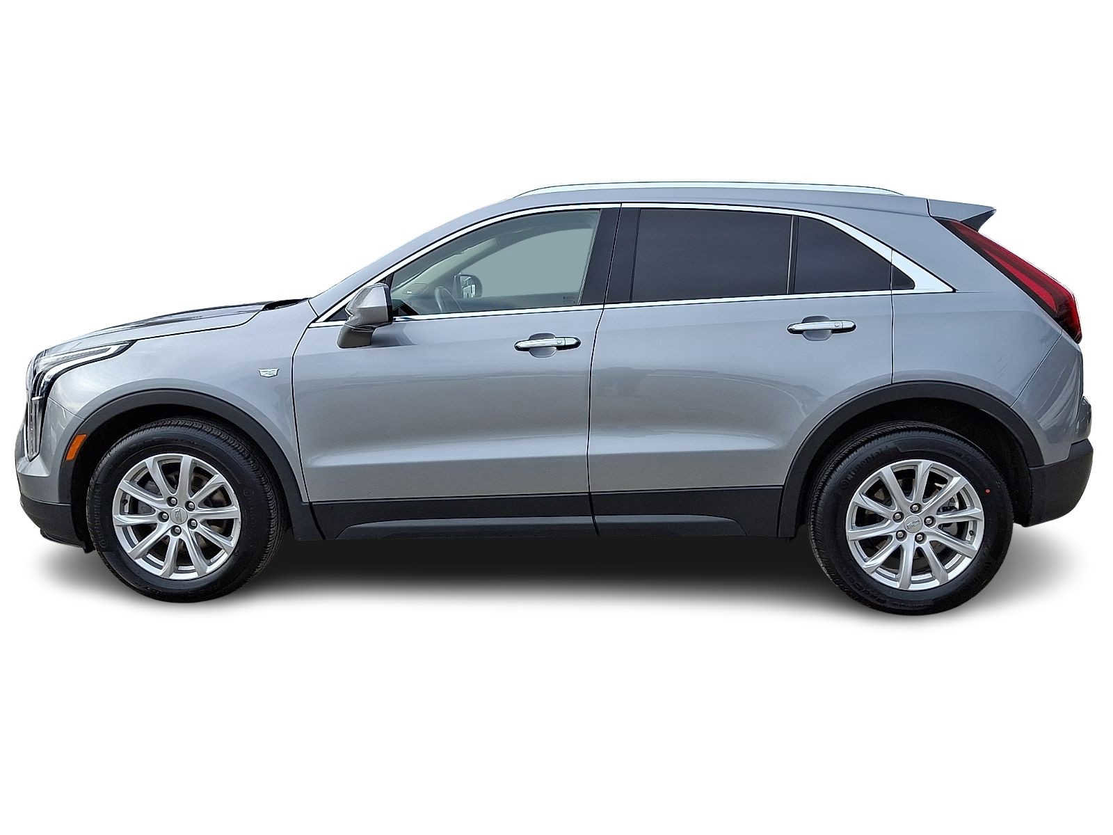Certified 2023 Cadillac XT4 Luxury w/ Cold Weather Package image 2