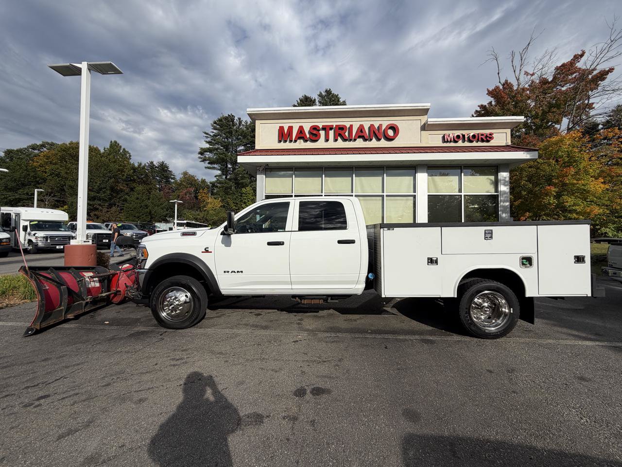 Used 2019 RAM 5500 Tradesman w/ Electrical Accessory Group AWD/4WD image 9