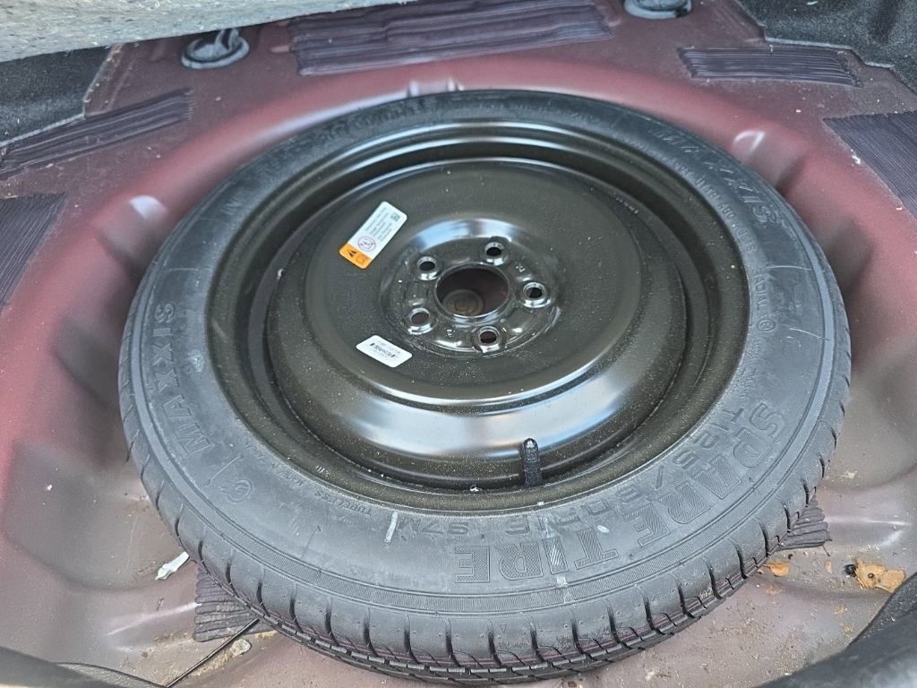 Used 2019 Ford Fusion SE w/ Equipment Group 151A image 29