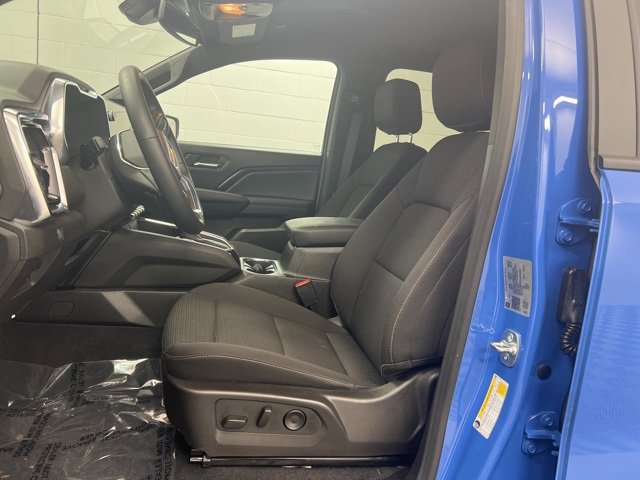 Used 2025 GMC Canyon Elevation w/ Convenience Package image 16