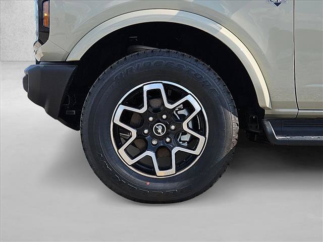 New 2026 Ford Bronco Outer Banks AWD/4WD image 10