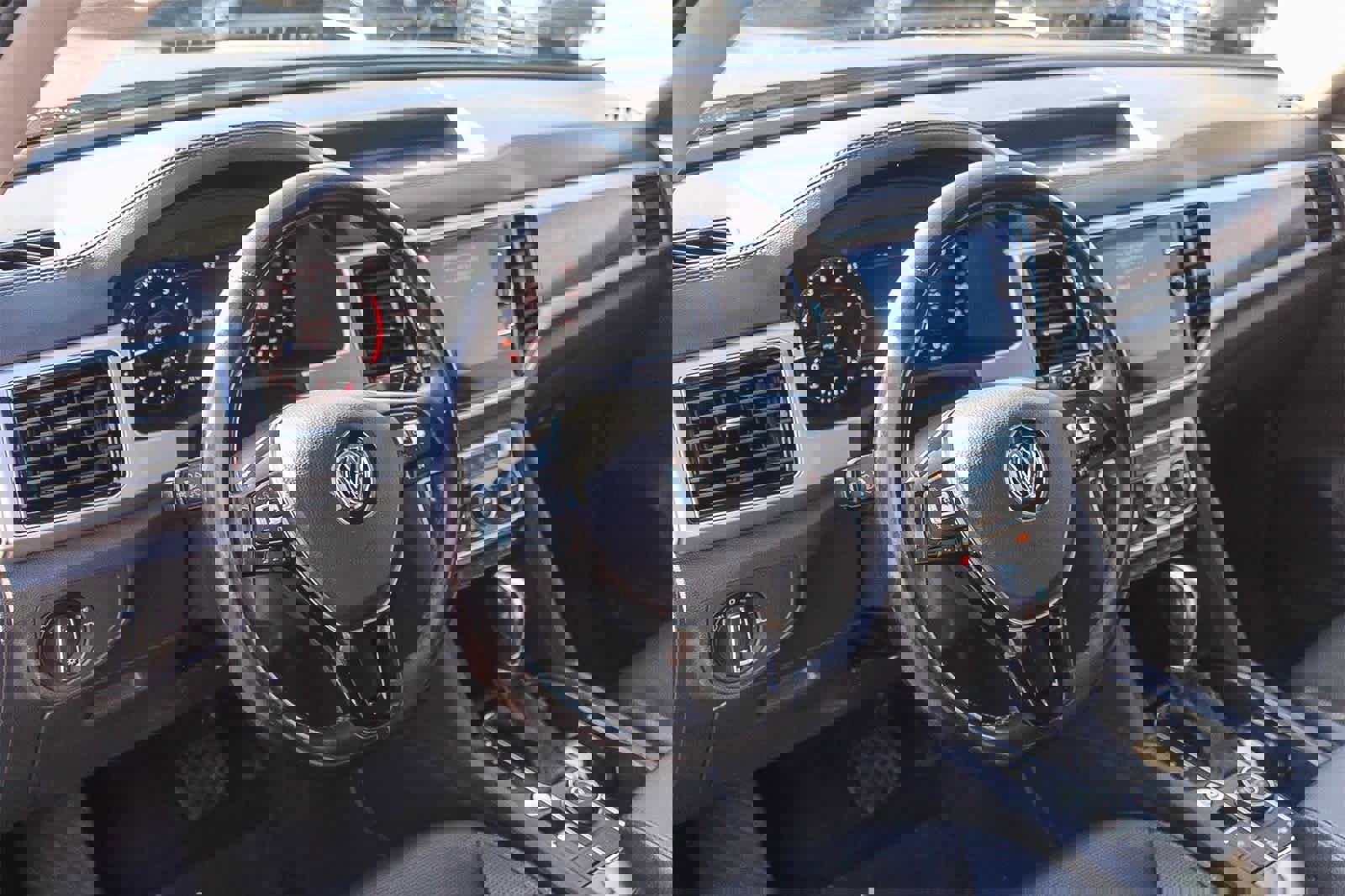 Used 2018 Volkswagen Atlas SEL Premium image 22