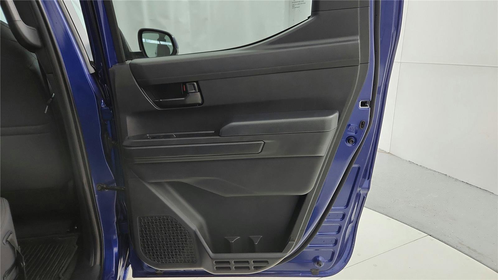 Certified 2024 Toyota Tacoma SR5 image 18