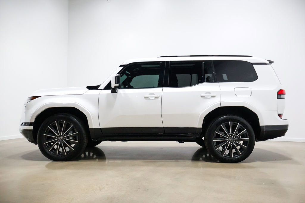 Used 2026 Lexus GX 550 w/ Accessory Package (2T) AWD/4WD image 4