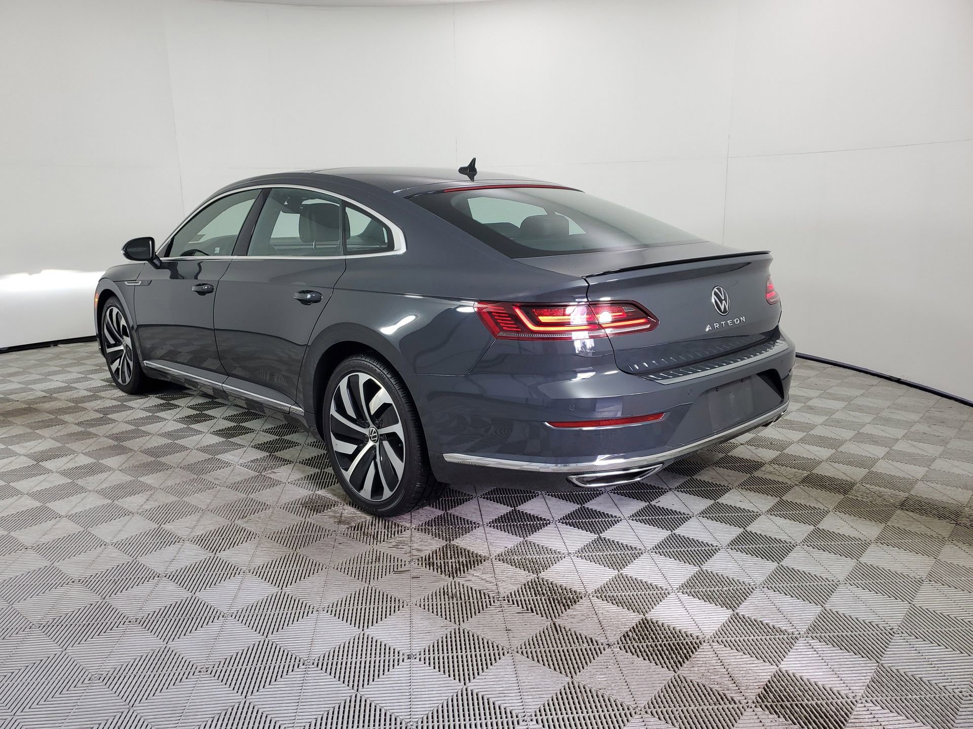Used 2021 Volkswagen Arteon SEL image 5