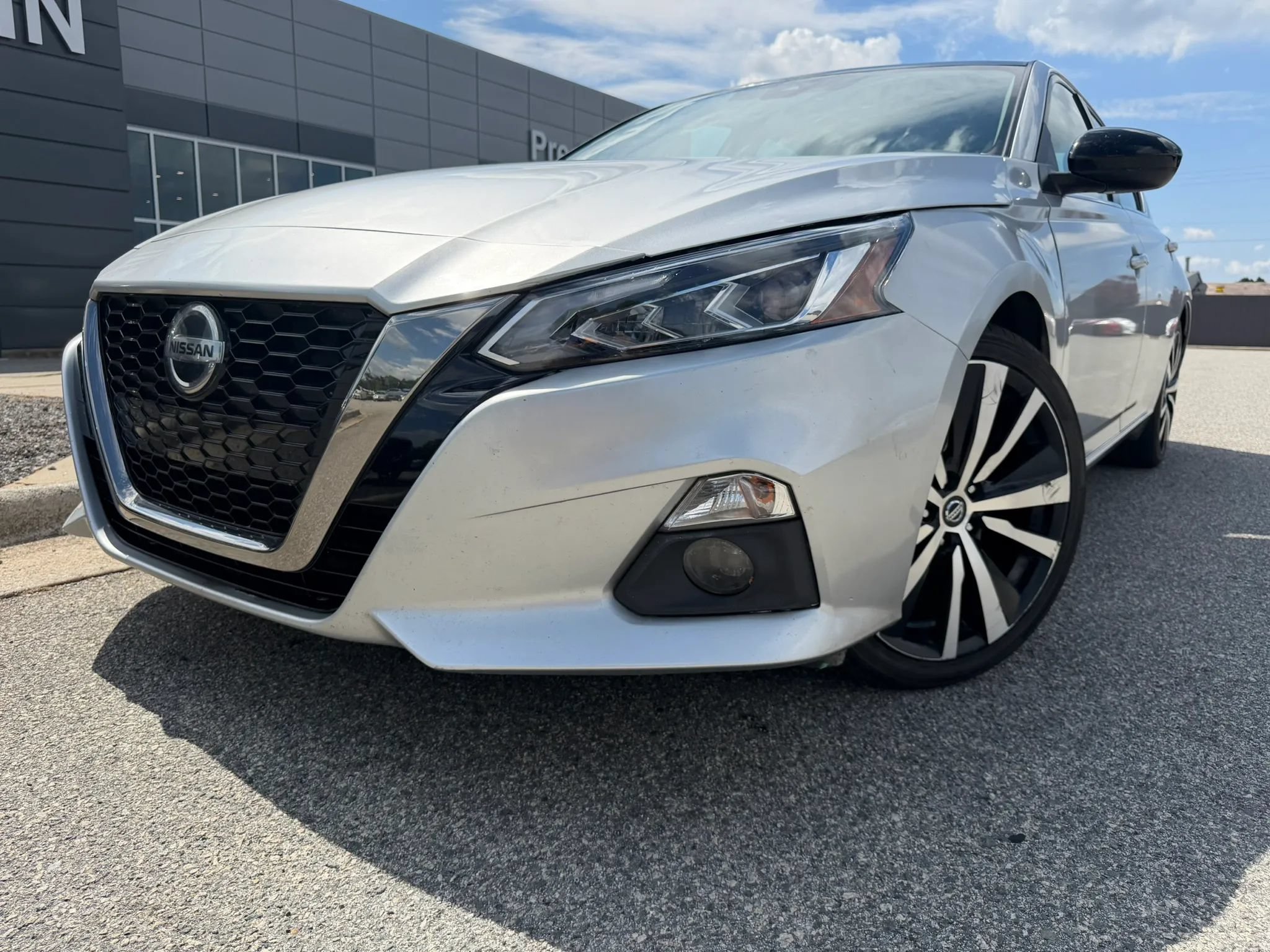 Used 2022 Nissan Altima 2.5 SR