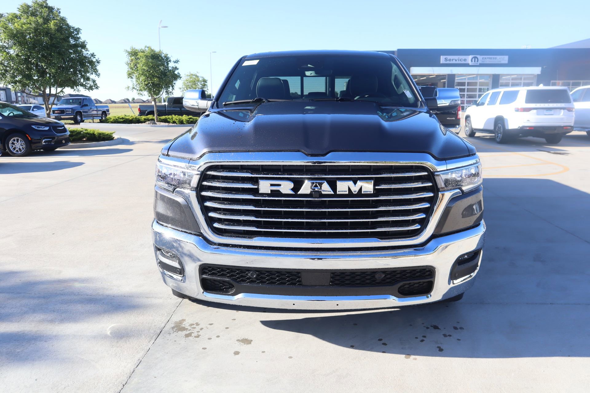 New 2026 RAM 1500 Laramie AWD/4WD image 10