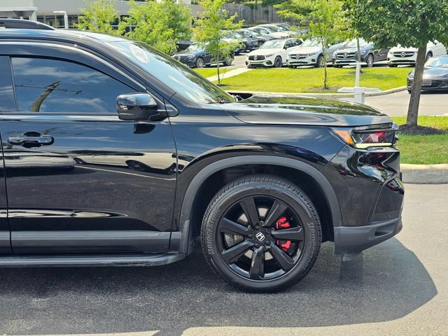 Used 2025 Honda Pilot Black Edition image 5