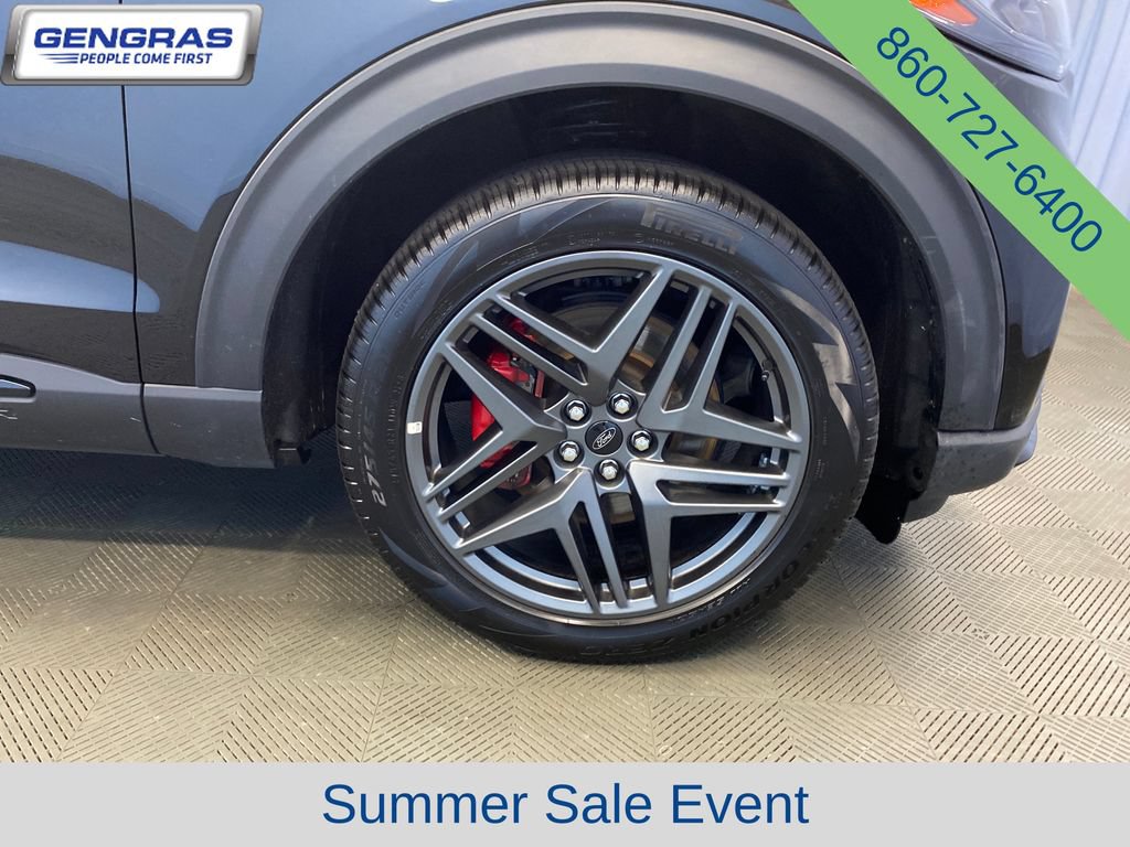 Used 2025 Ford Explorer ST-Line w/ ST-Line Street Pack AWD/4WD image 49