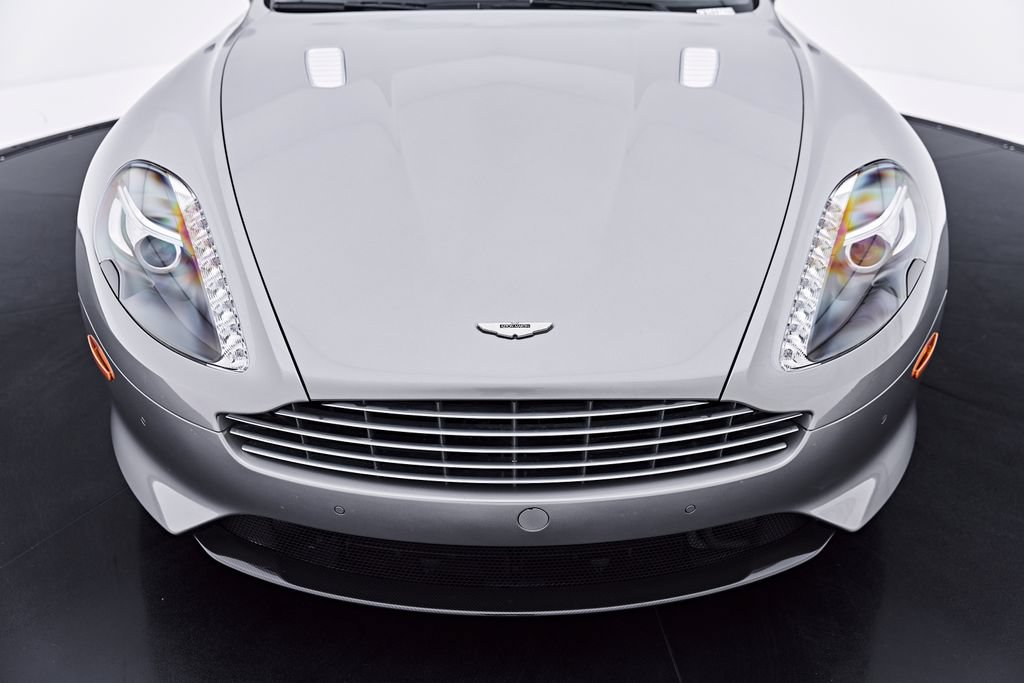 Used 2016 Aston Martin DB9 GT RWD image 31