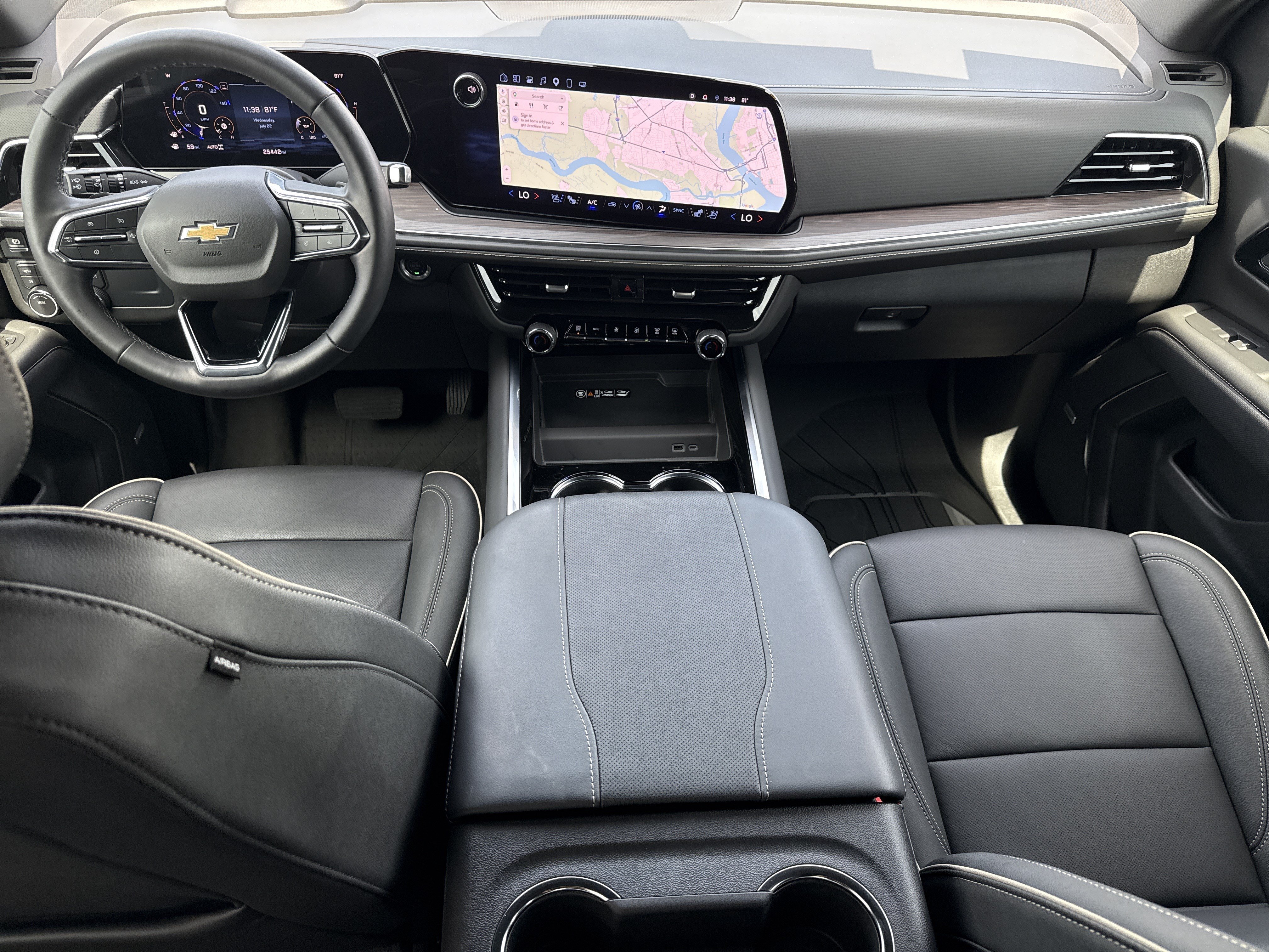 Used 2025 Chevrolet Tahoe Premier AWD/4WD image 28