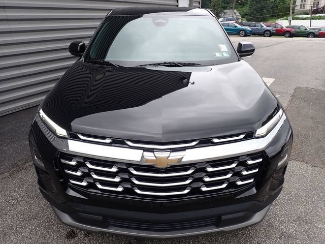 Used 2025 Chevrolet Equinox LT AWD/4WD image 11