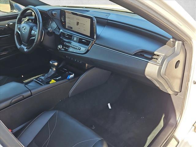 Used 2024 Lexus ES 300h w/ Accessory Package (Z2) FWD image 22