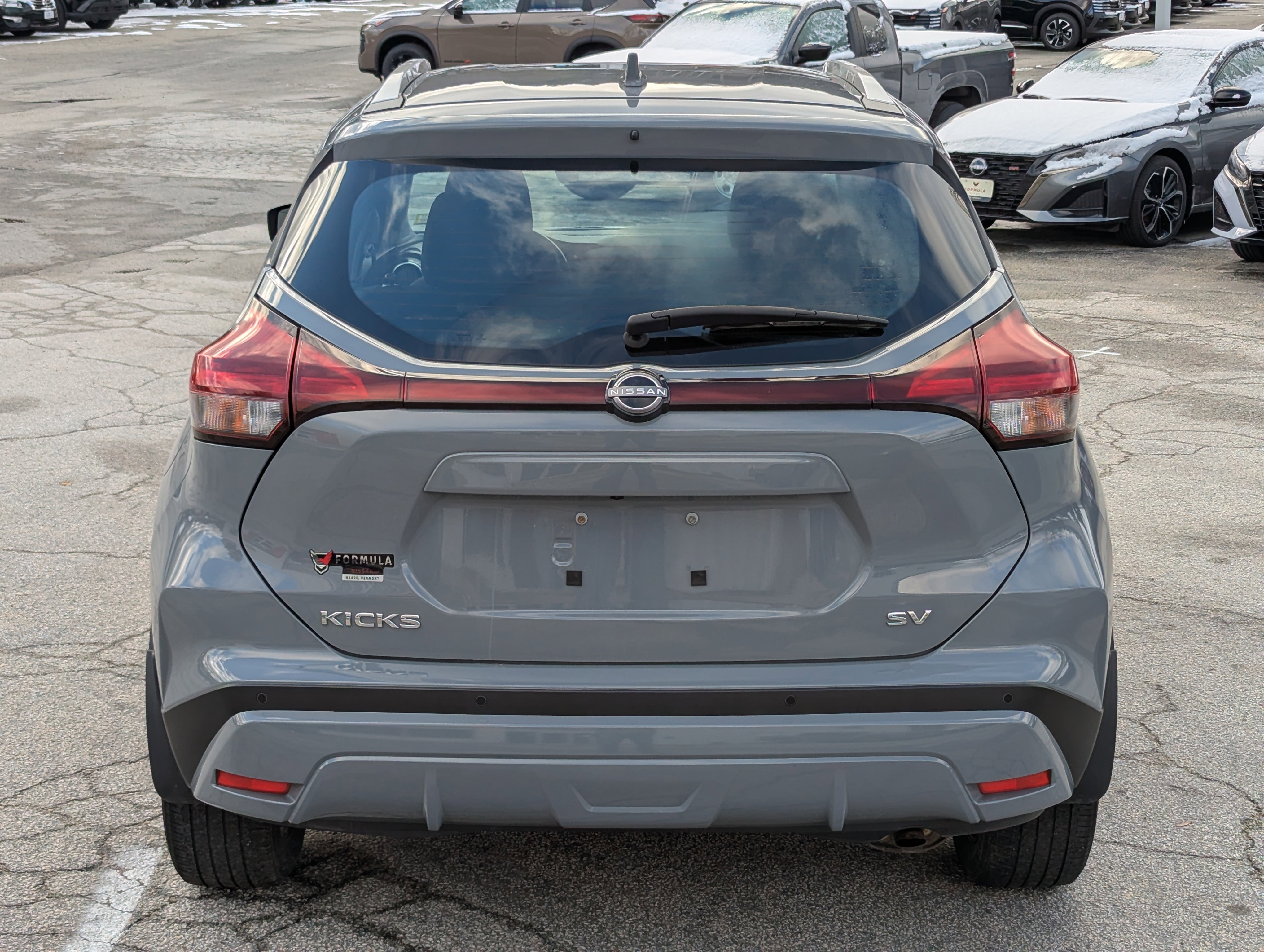 Used 2023 Nissan Kicks SV image 6