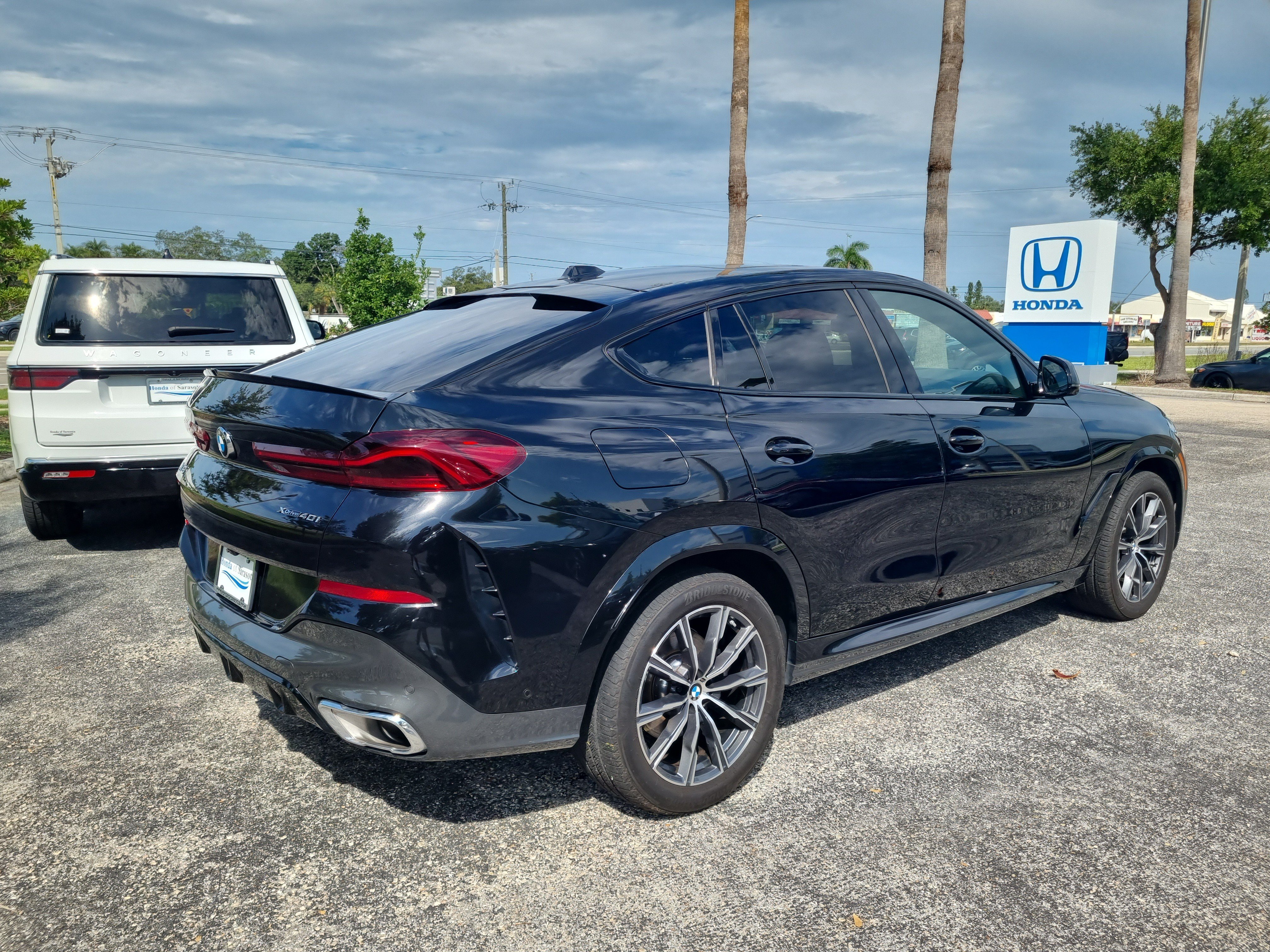 Used 2025 BMW X6 xDrive40i AWD/4WD image 7