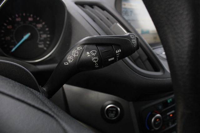 Used 2019 Ford Escape SE image 14