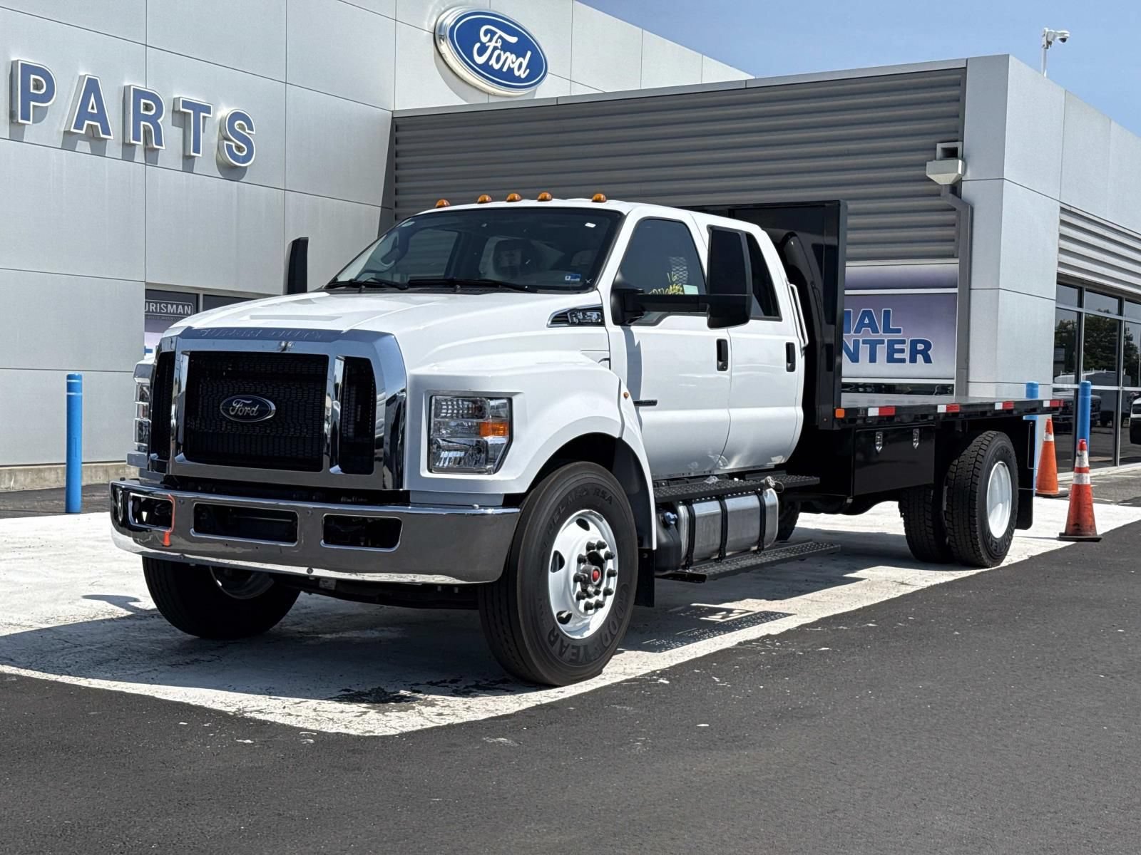 New 2027 Ford F650 2WD Crew Cab Super Duty image 7