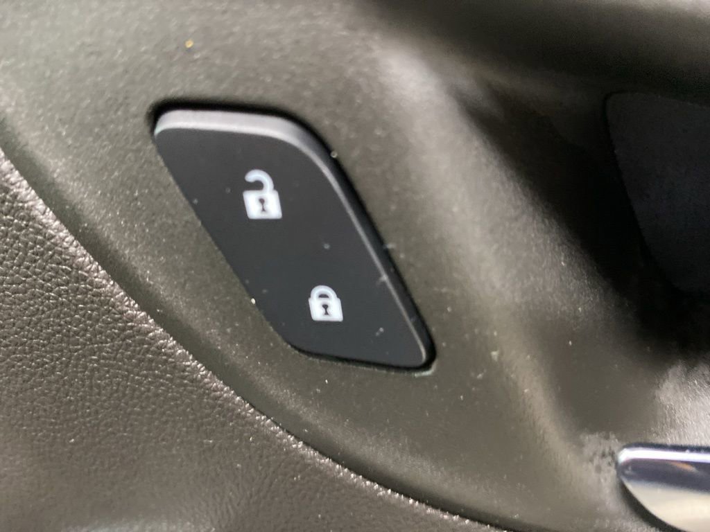 Used 2023 Buick Encore GX Essence w/ Advanced Technology Package image 26