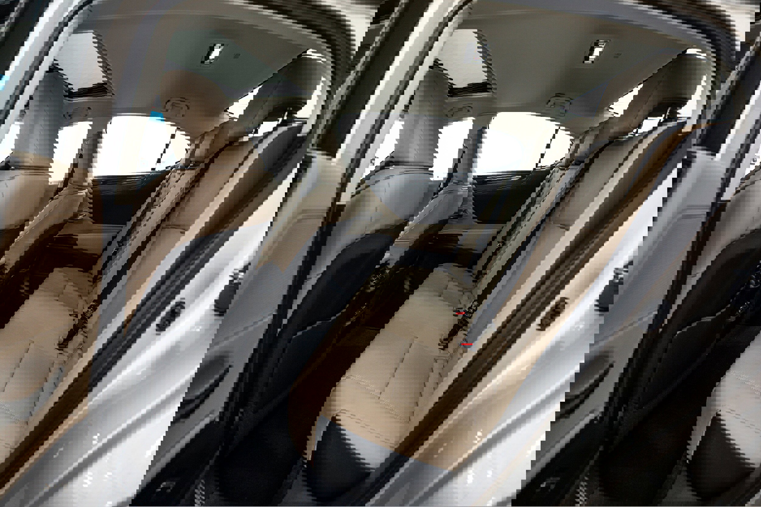 Used 2021 Lexus ES 250 w/ Premium Package image 13