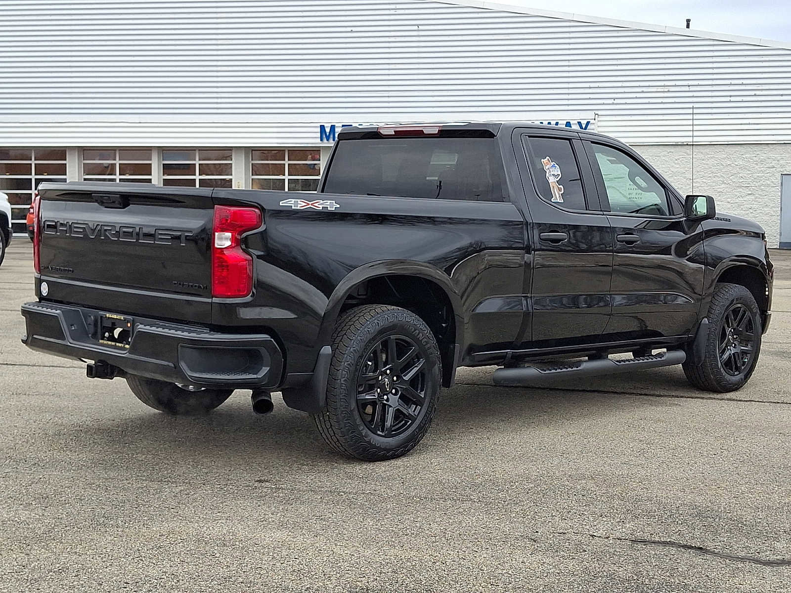 Certified 2025 Chevrolet Silverado 1500 Custom w/ Turbomax Blackout Package image 6