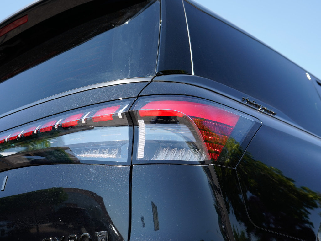 Certified 2026 INFINITI QX80 Autograph AWD/4WD image 11