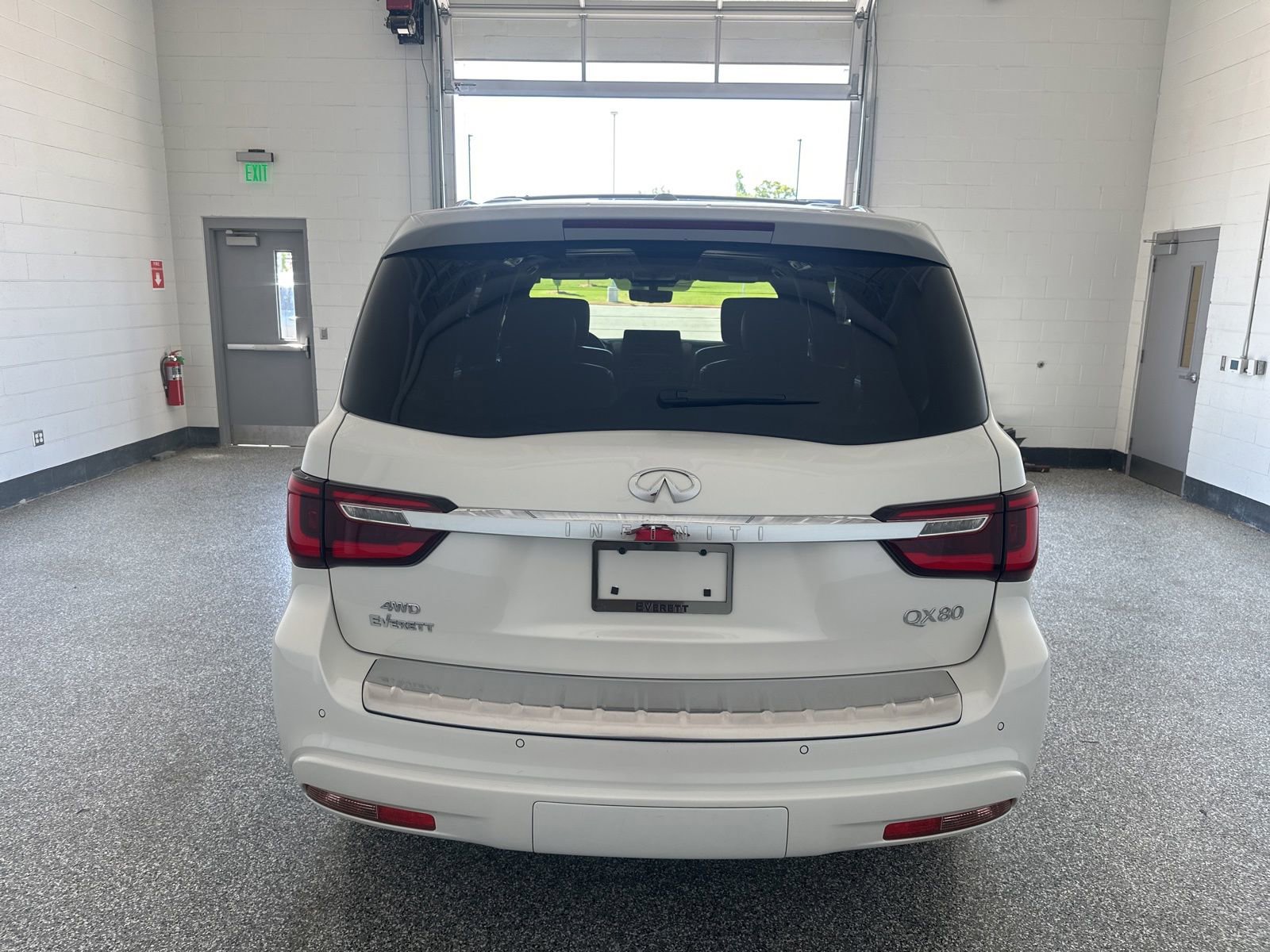 Certified 2023 INFINITI QX80 Sensory w/ Cargo Package AWD/4WD image 7
