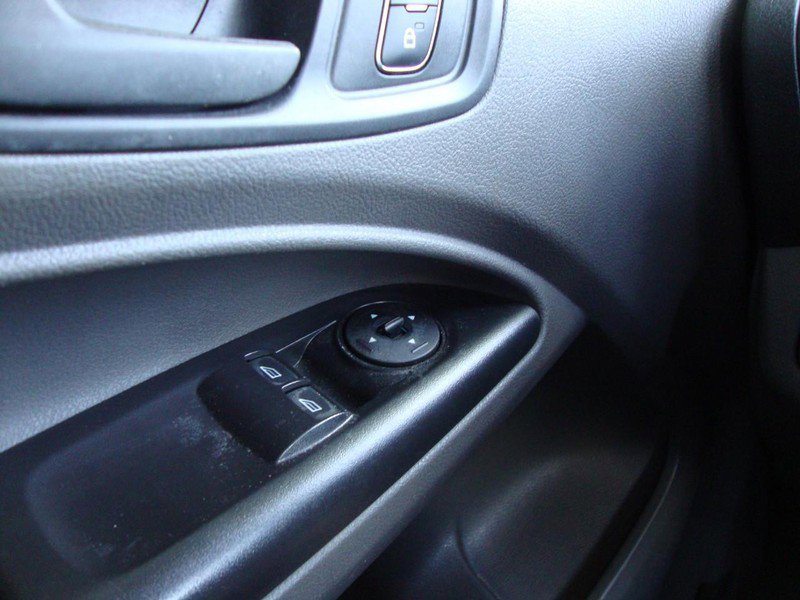 Used 2022 Ford Transit Connect XL image 14