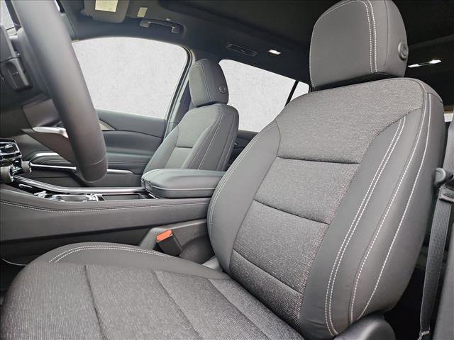 New 2026 Chevrolet Traverse LT w/ Sun and Wheel Package image 4