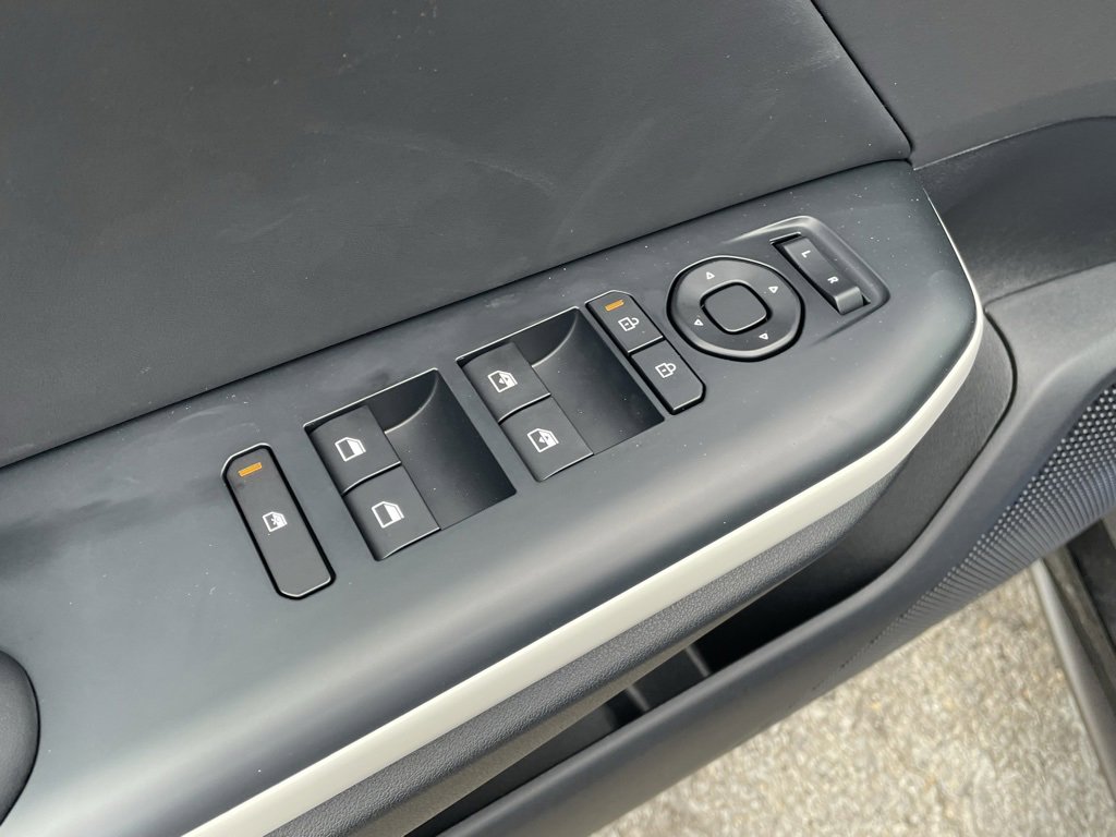 New 2025 Kia K4 GT-Line w/ GT-Line Sunroof Package image 11