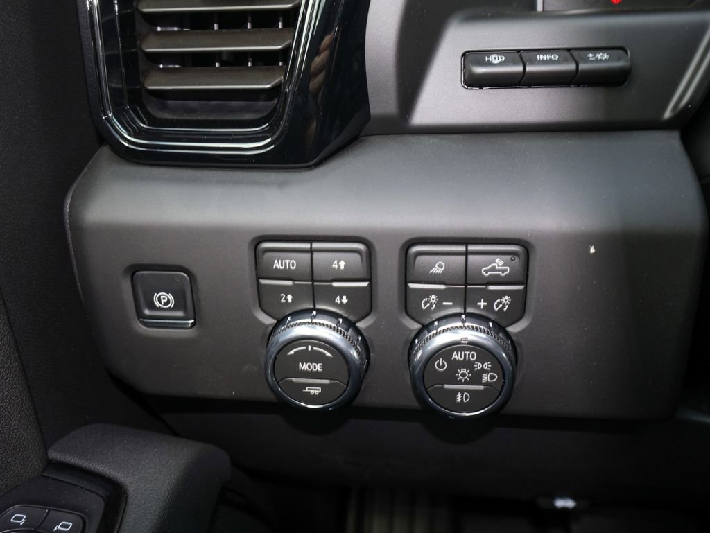 New 2026 GMC Sierra 1500 AT4 w/ AT4 Premium Package AWD/4WD image 26