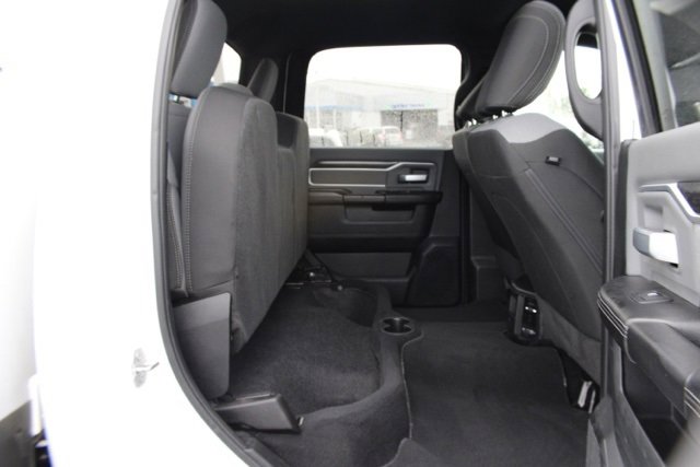 Used 2021 RAM 3500 Big Horn image 32