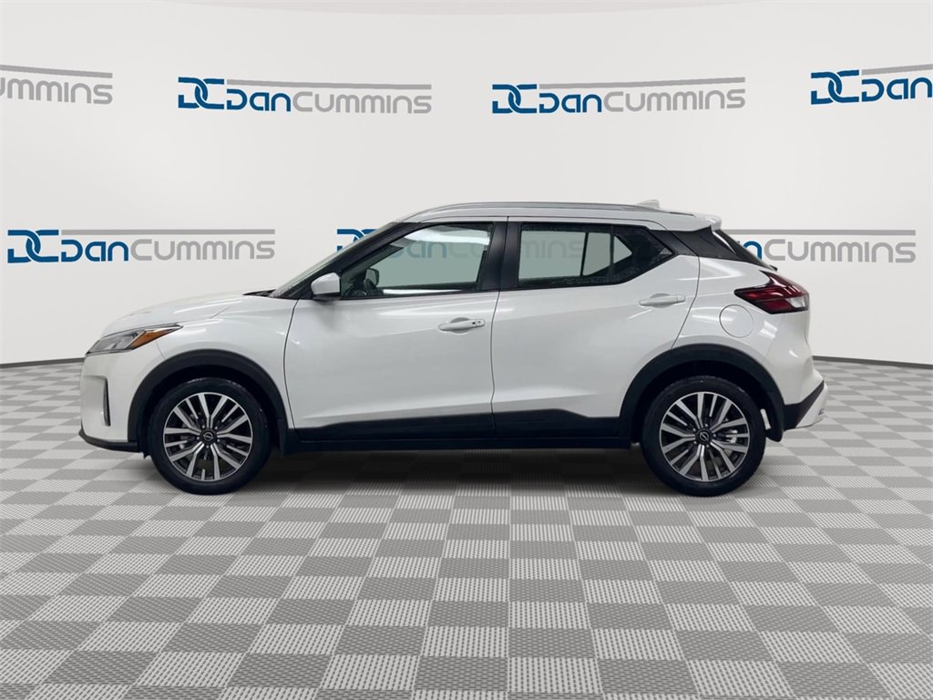 Used 2023 Nissan Kicks SV image 5