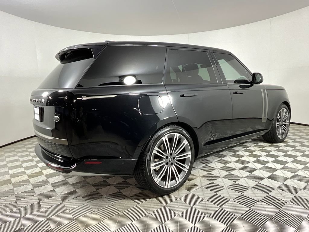 Certified 2023 Land Rover Range Rover SE AWD/4WD image 4