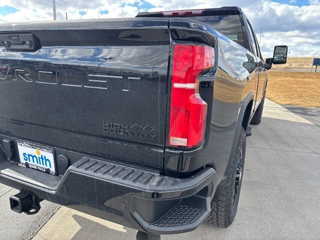 New 2026 Chevrolet Silverado 2500 High Country w/ High Country Premium Package AWD/4WD image 31