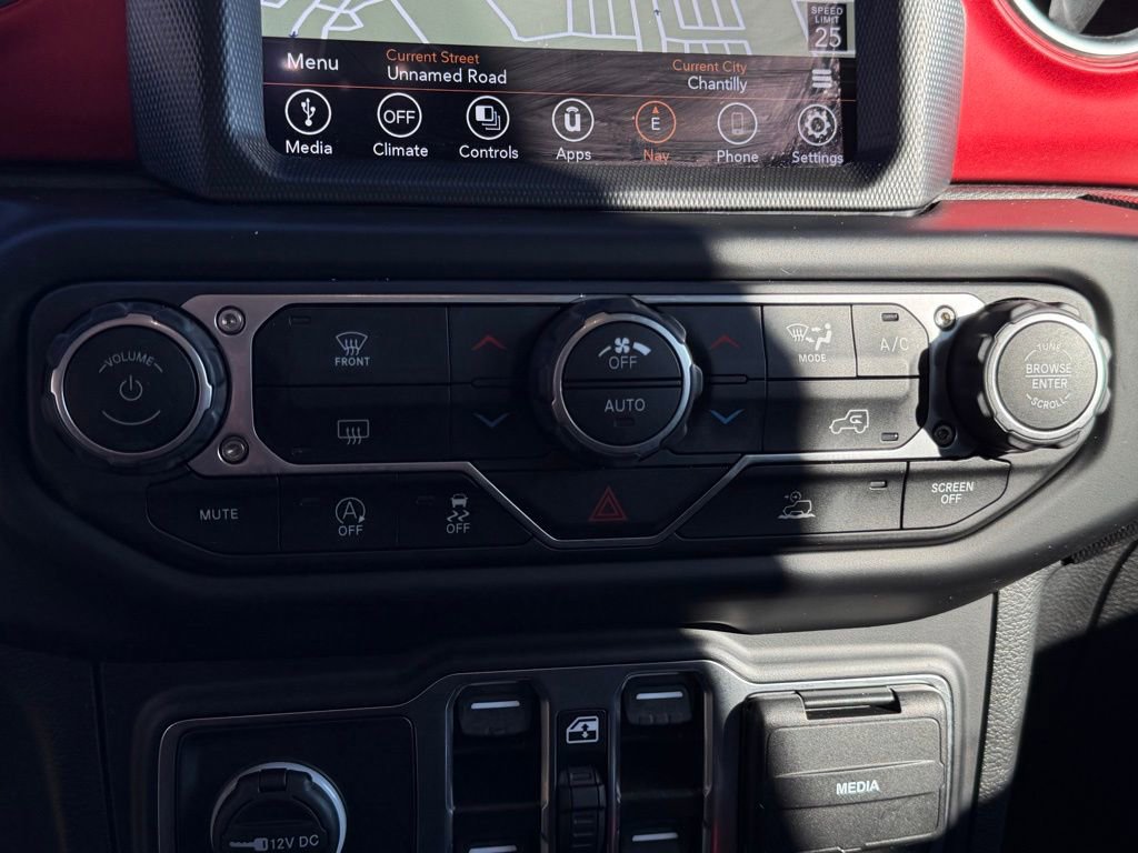 Certified 2023 Jeep Wrangler Rubicon image 24