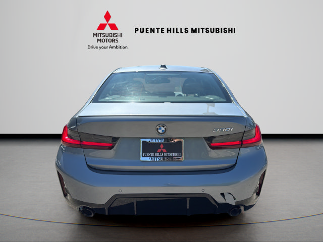 Used 2023 BMW 330i Sedan w/ M Sport Package RWD image 6