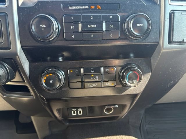 Used 2019 Ford F150 XLT w/ Trailer Tow Package AWD/4WD image 31