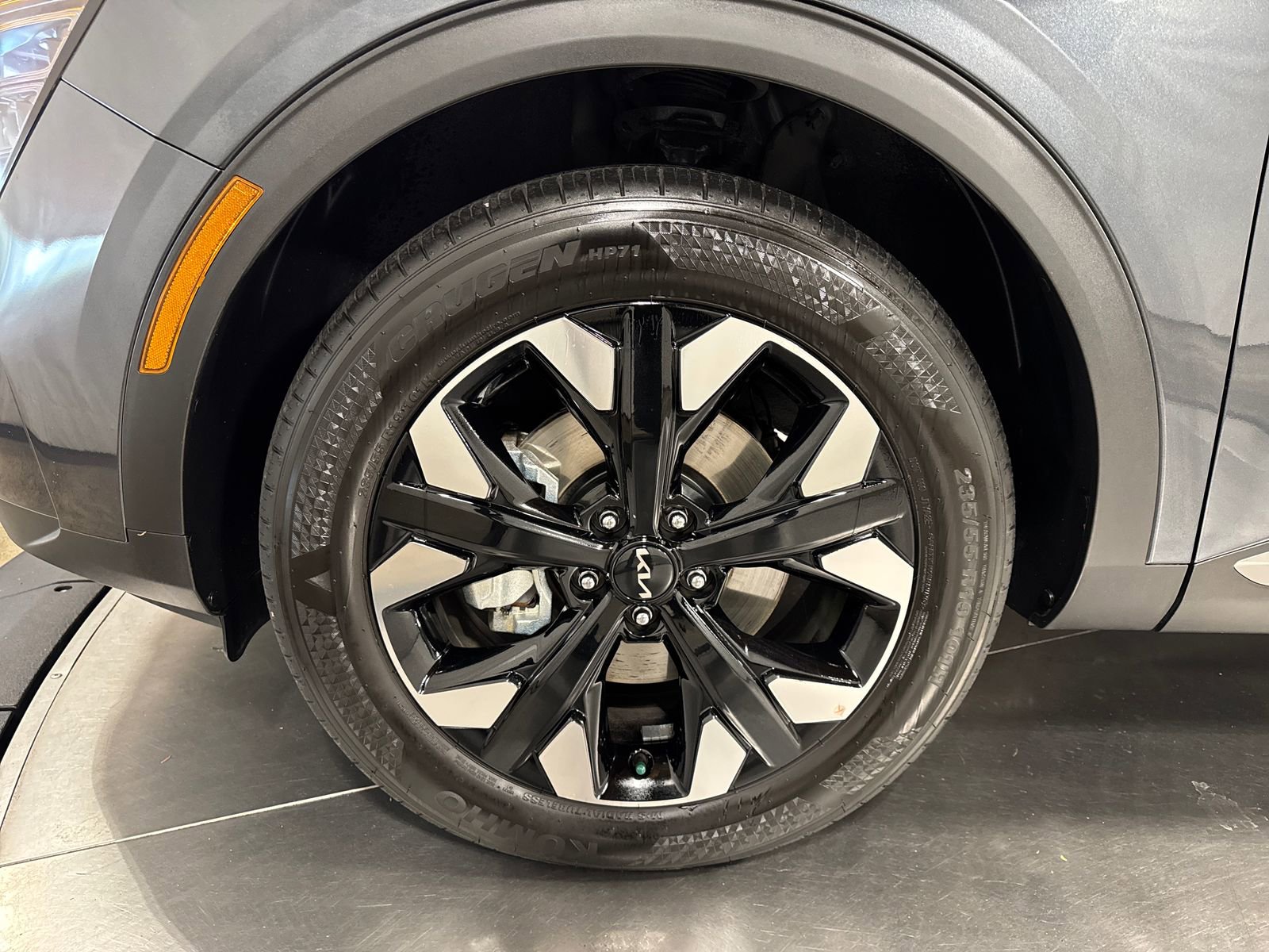 Used 2024 Kia Sportage X-Line w/ X-Line Premium Package AWD/4WD image 2