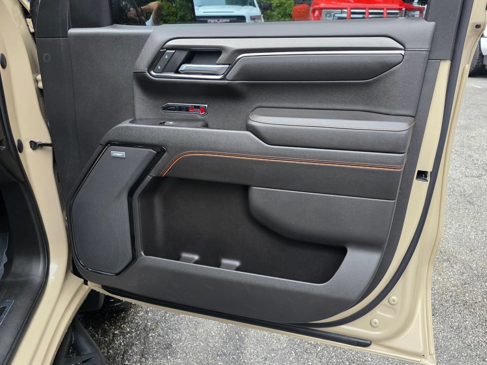 Used 2022 GMC Sierra 1500 AT4 w/ AT4 Premium Package AWD/4WD image 37