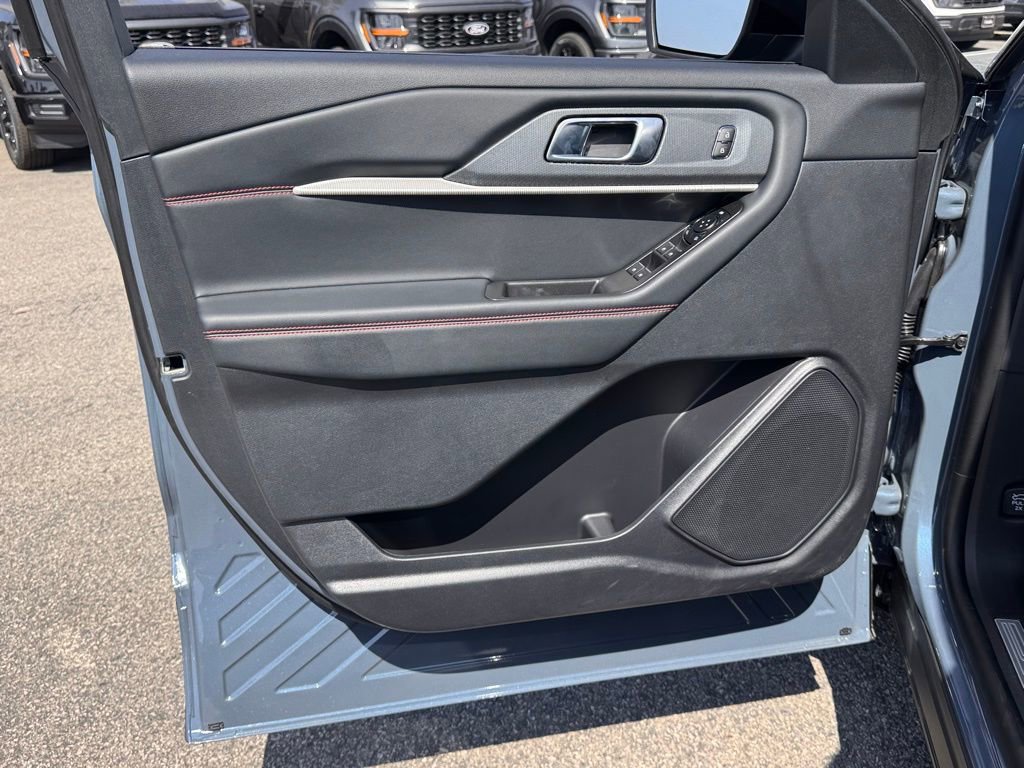 New 2026 Ford Explorer ST-Line image 16